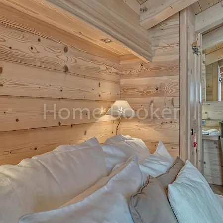 シャレー Chalet Creek *